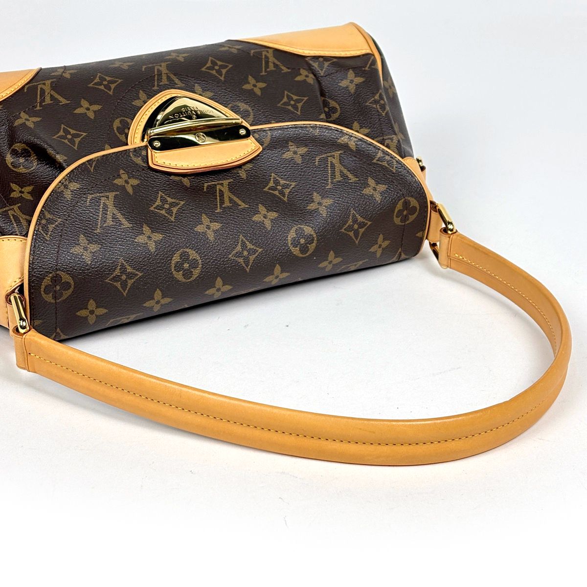 Louis Vuitton Beverly MM Shoulder Bag Monogram Brown — view 5