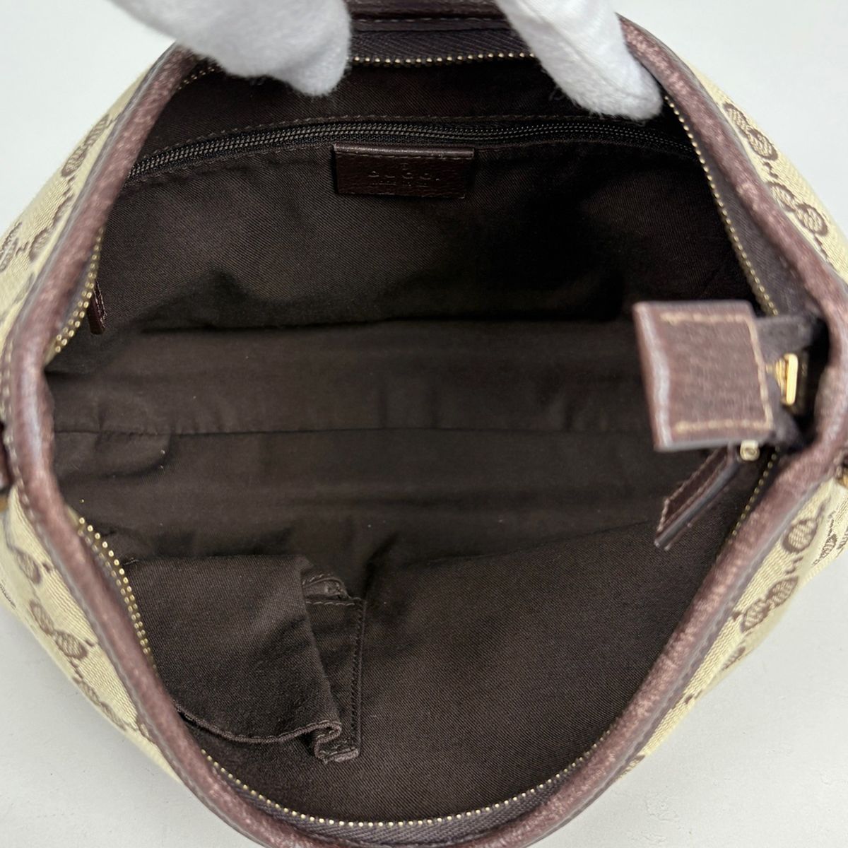 Gucci GG Pattern Shoulder Bag Abbey Canvas Beige Brown — view 7