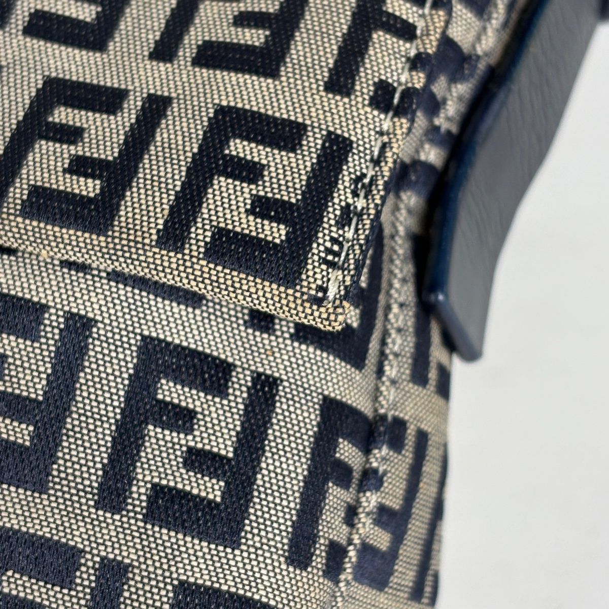 Fendi Zucchino Pattern Mamma Bucket Shoulder Bag Canvas Navy — view 5