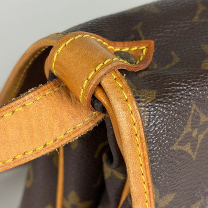 Louis Vuitton Saumur 30 Shoulder Bag Monogram Brown — view 6
