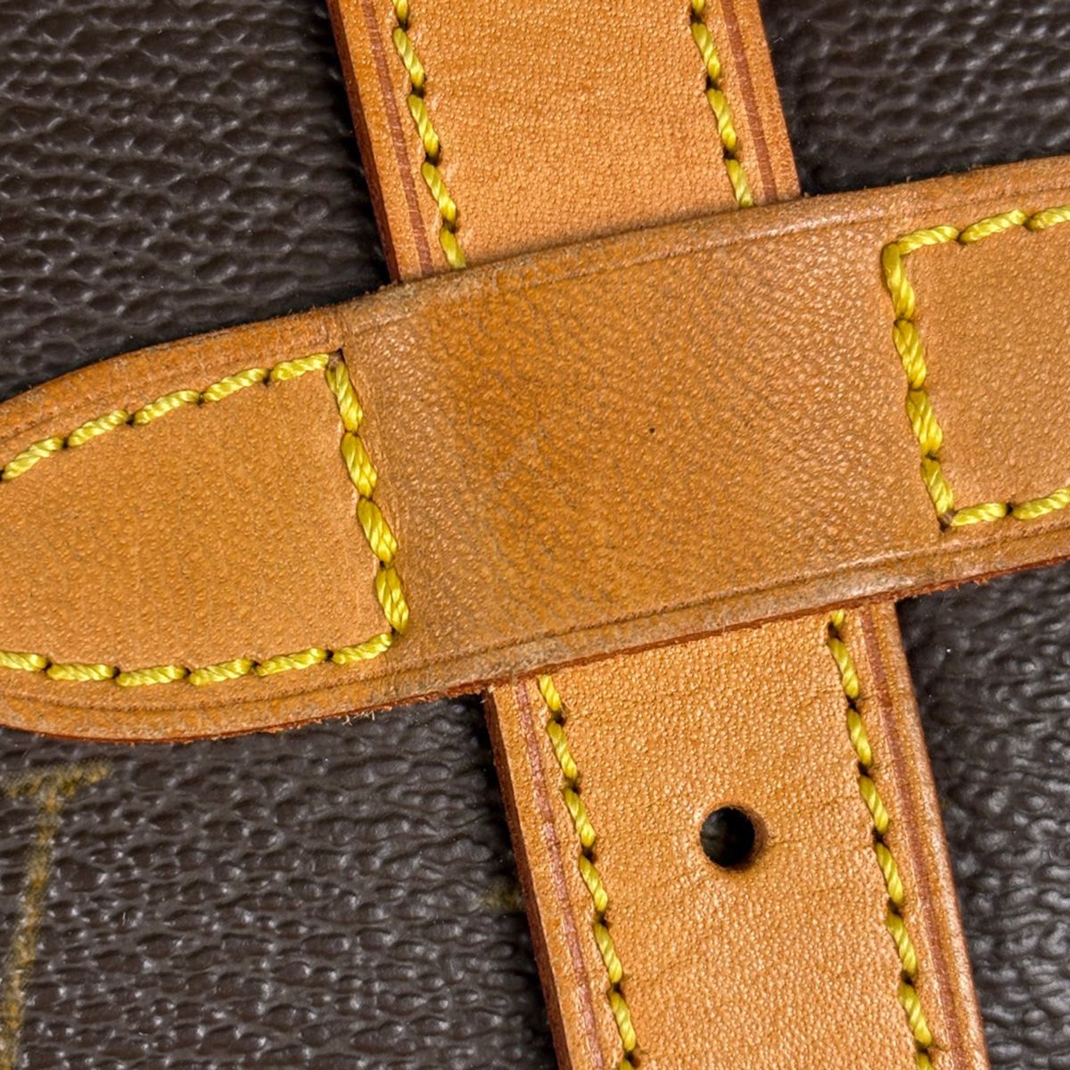 Louis Vuitton Saumur 30 Shoulder Bag Monogram Brown — view 5