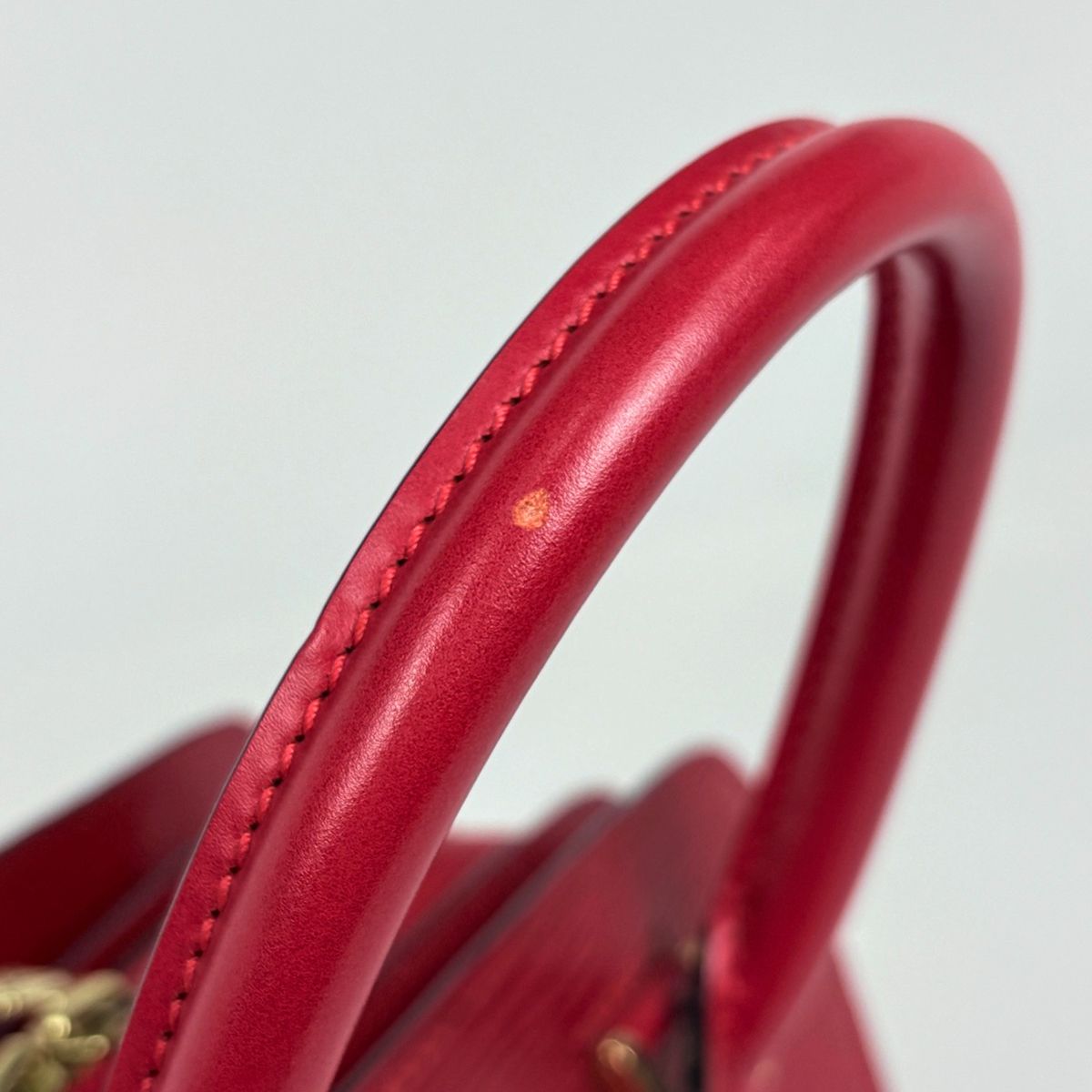 Louis Vuitton Pont Neuf Handbag Epi Castilian Red — view 6