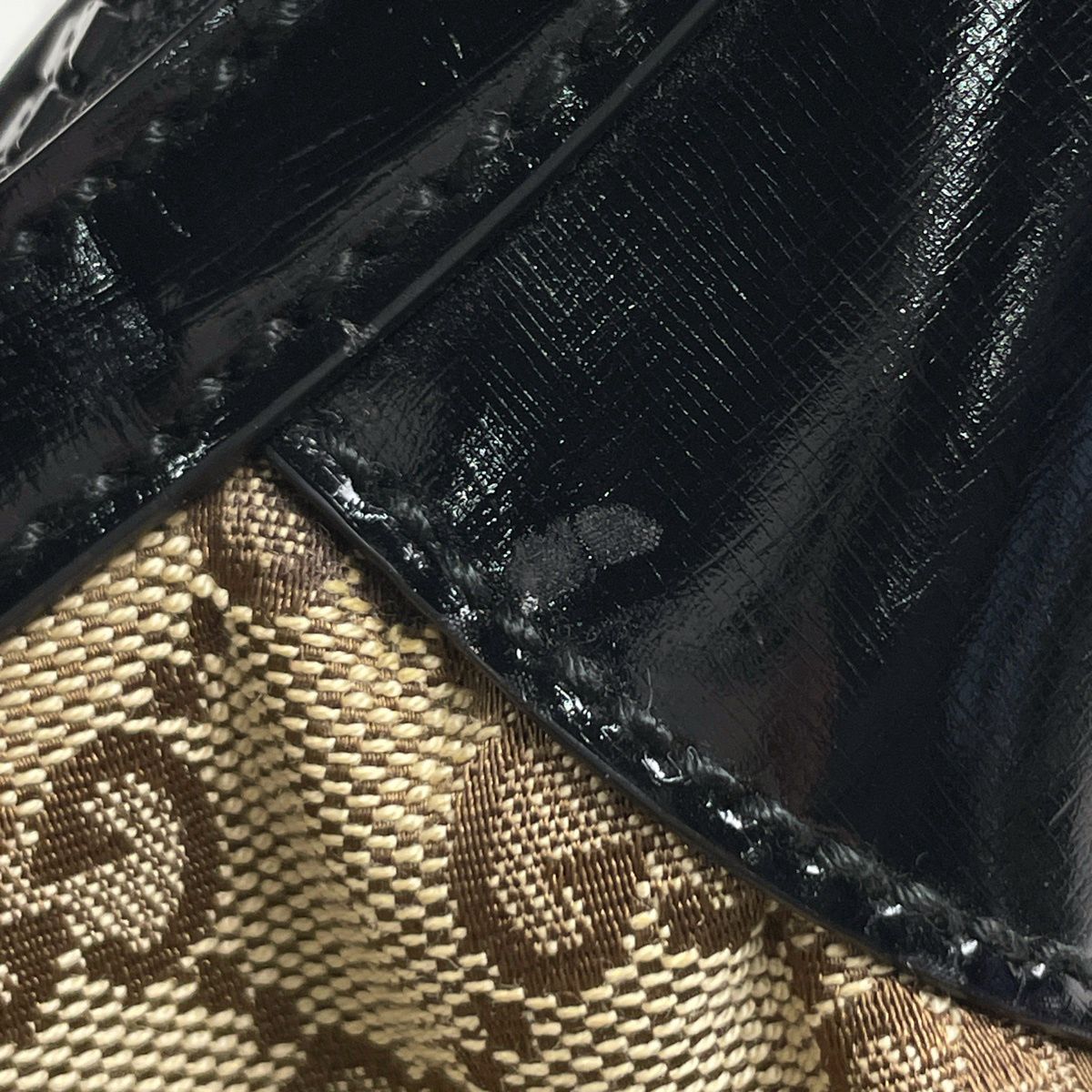 Gucci GG Pattern Shoulder Bag Canvas Beige Black — view 4