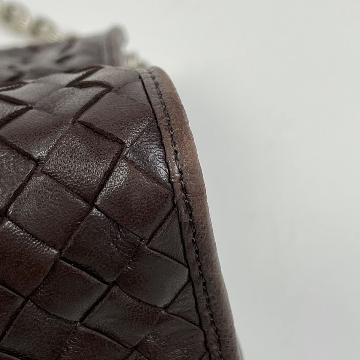 Bottega Veneta Intrecciato Chain Shoulder Bag Leather Brown — view 3