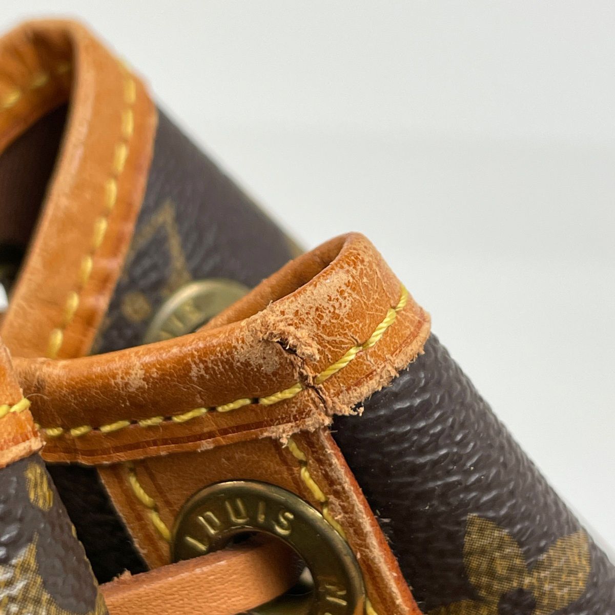 Louis Vuitton Noe Shoulder Bag Monogram Brown — view 5