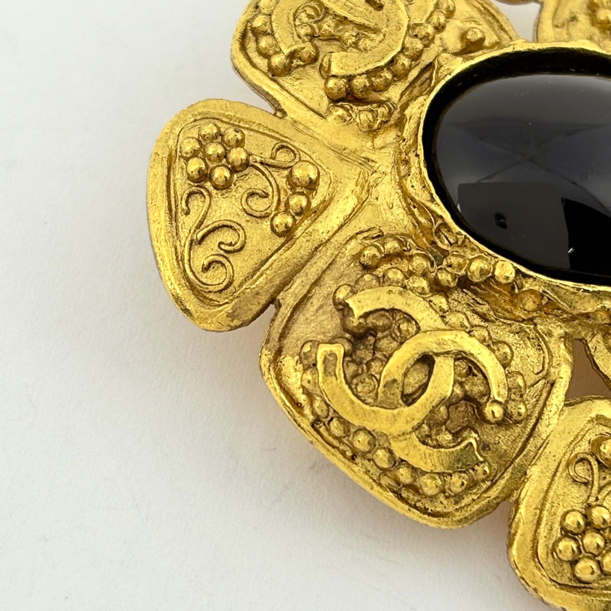 Chanel CC Logo Color Stone Brooch Gold Plated — view 3