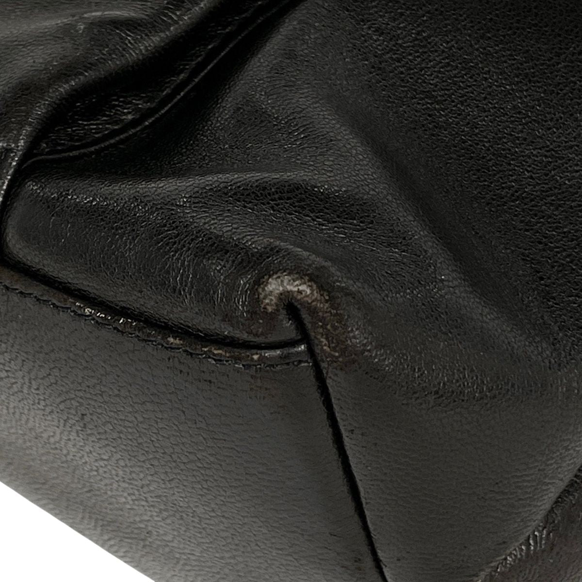 Chanel CC Logo Chain Tote Leather Black — view 6