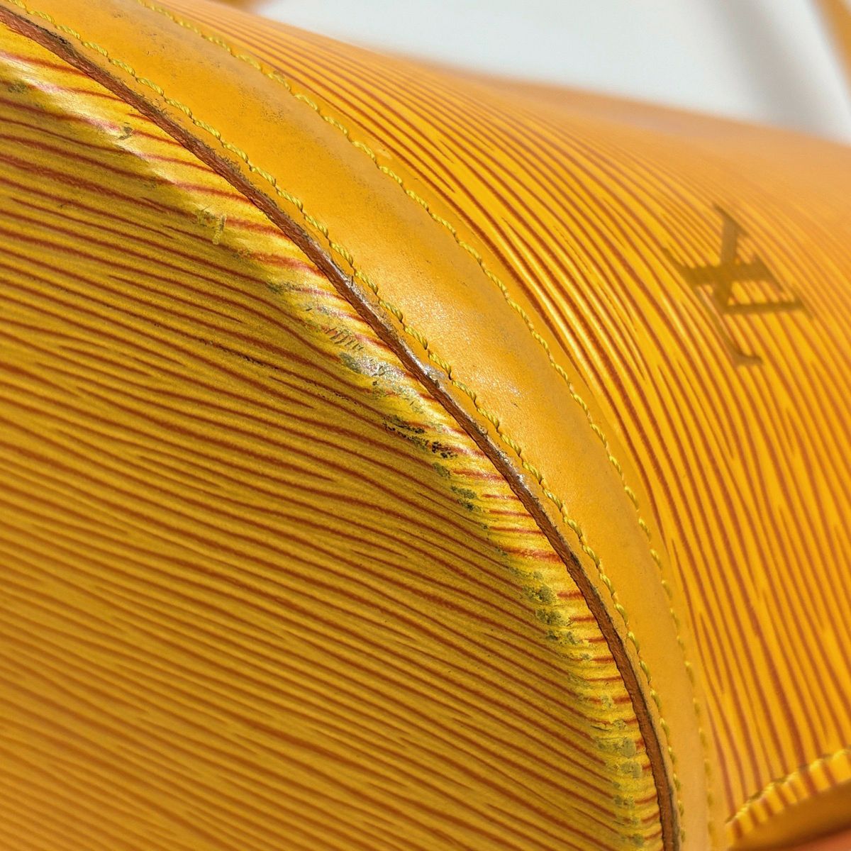 Louis Vuitton Saint Jacques Shopping Shoulder Bag Tote Epi Tassili Yellow — view 4