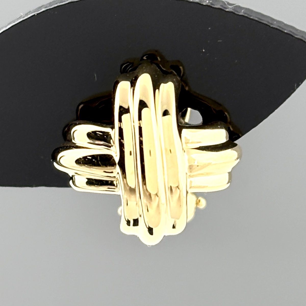 Tiffany & Co Signature Earrings YG Yellow Gold — view 2