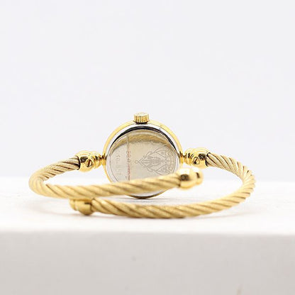 Gucci Bangle Watch Quartz Gold Dial Mtm — view 4