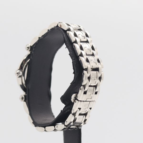 Fendi Quartz Black Dial Watch Nam — view 3