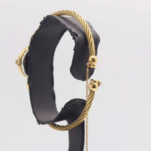 Gucci Quartz Bangle Watch Black Dial Nam — view 3