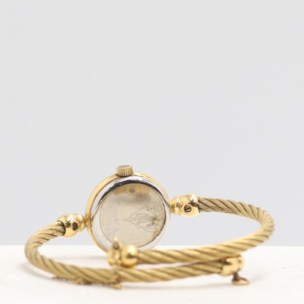 Gucci Quartz Bangle Watch Black Dial Nam — view 4