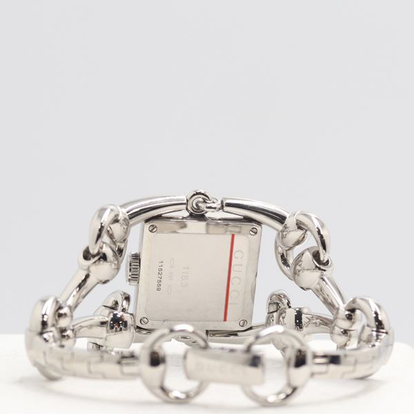 Gucci Signoria 116.3 Quartz Side Diamond Silver Dial Watch Nam — view 4