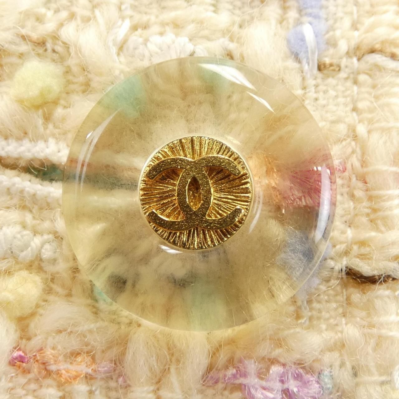 Chanel Vintage Suit Beige — view 8