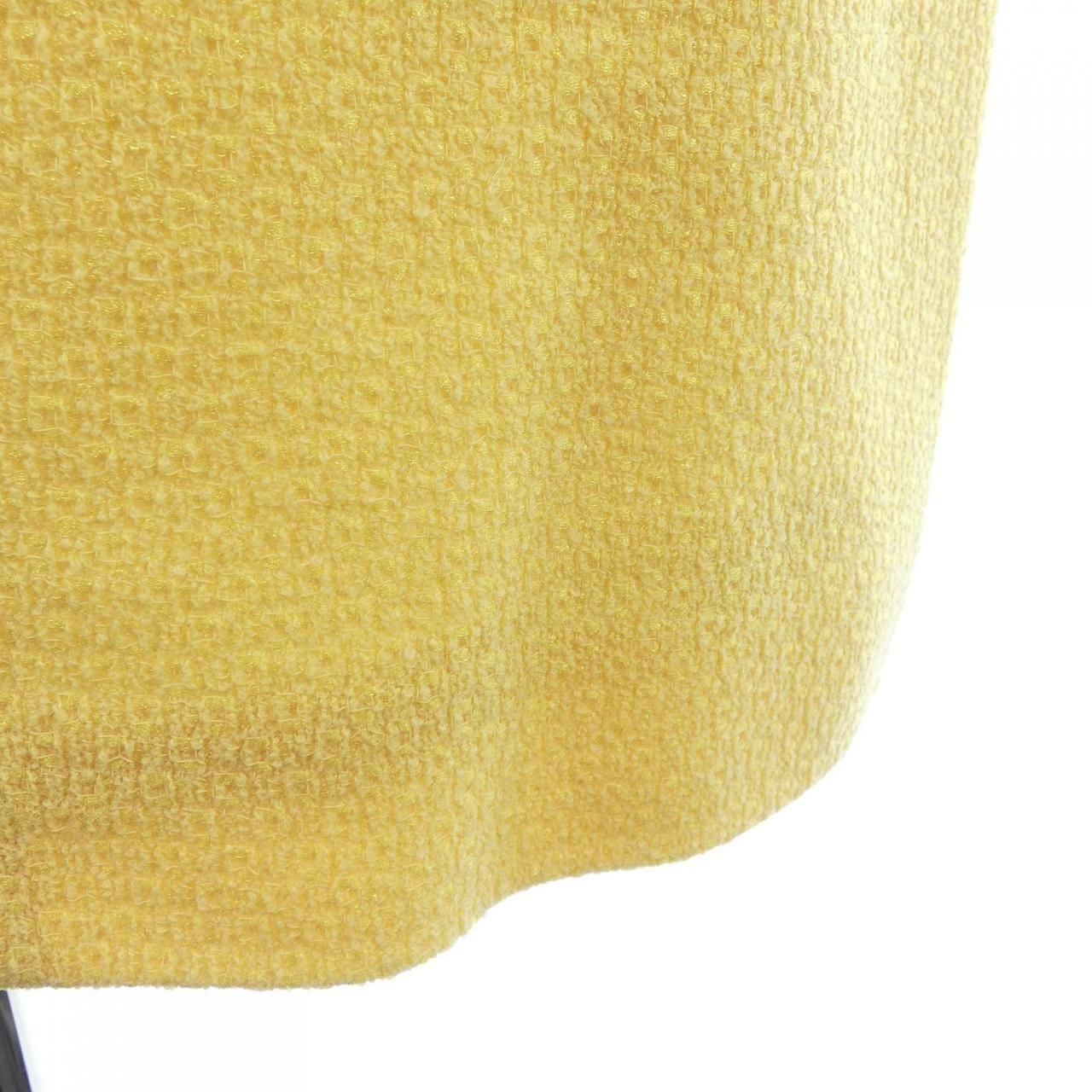 Chanel Vintage Skirt Yellow — view 6