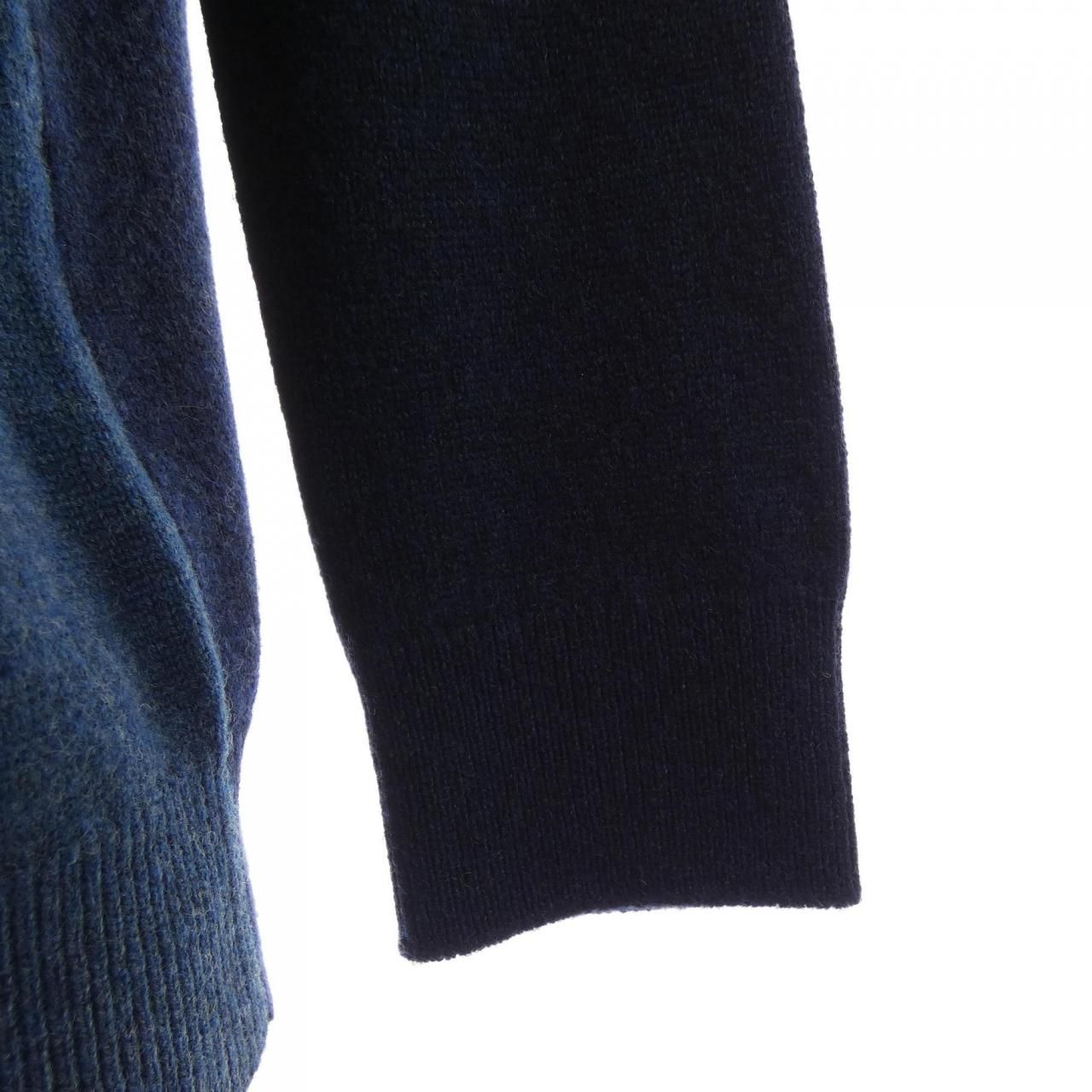 Chanel Cardigan Navy — view 6