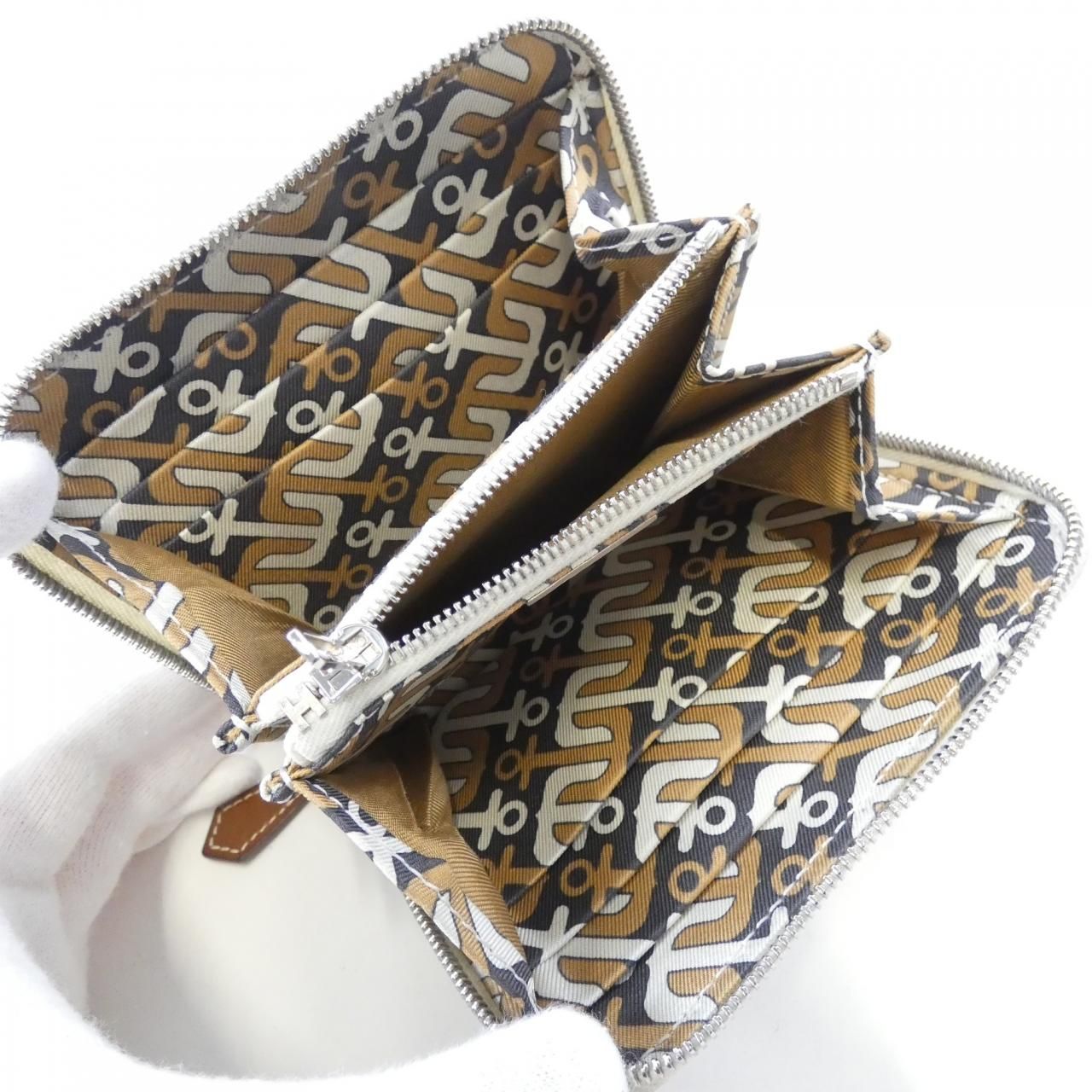 Hermes Ancles Silk in Compact Wallet — view 8