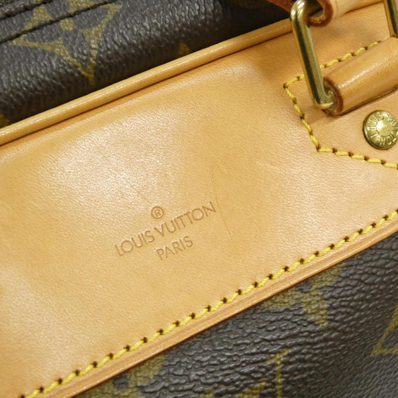 Louis Vuitton Monogram Excursion Bag — view 5