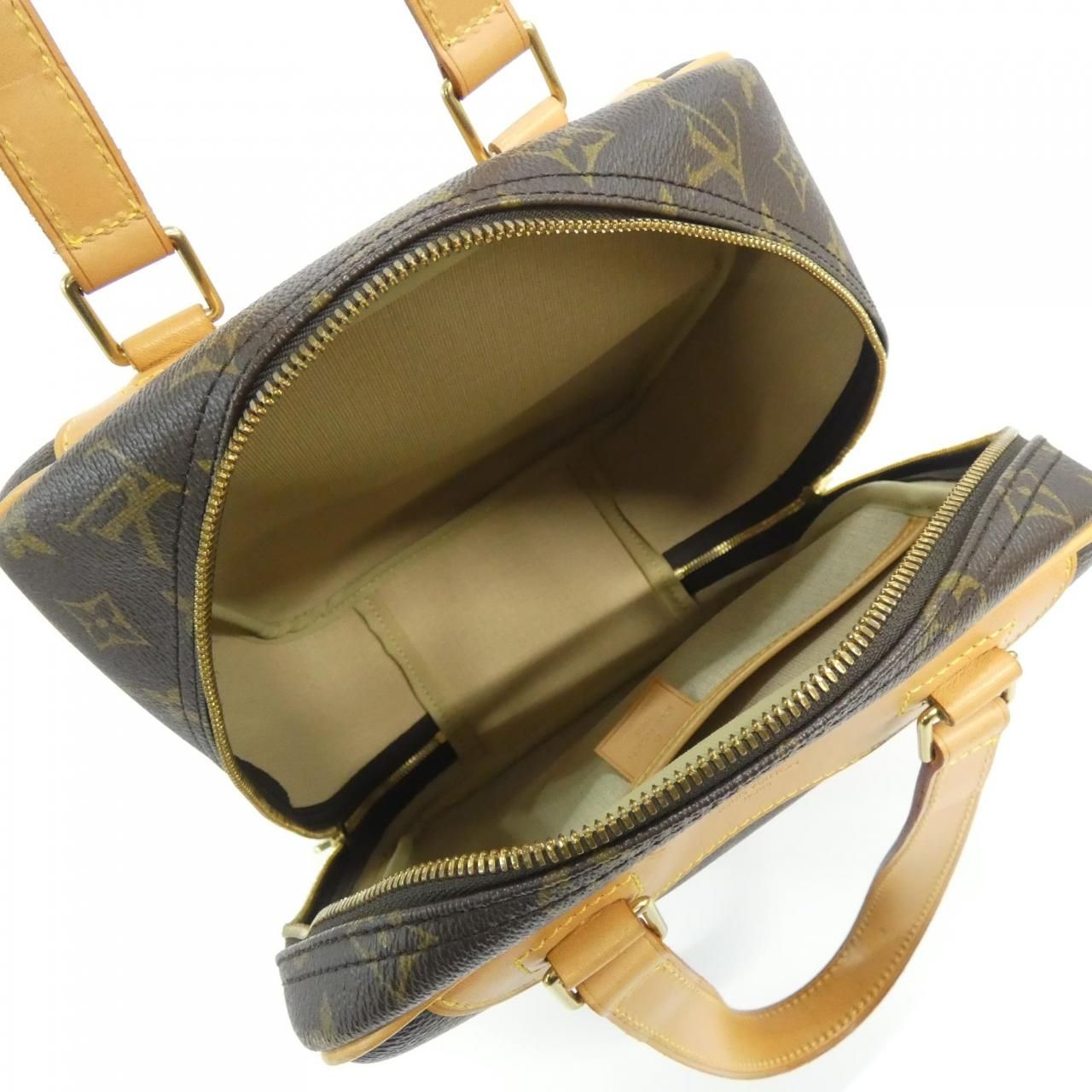 Louis Vuitton Monogram Excursion Bag — view 9