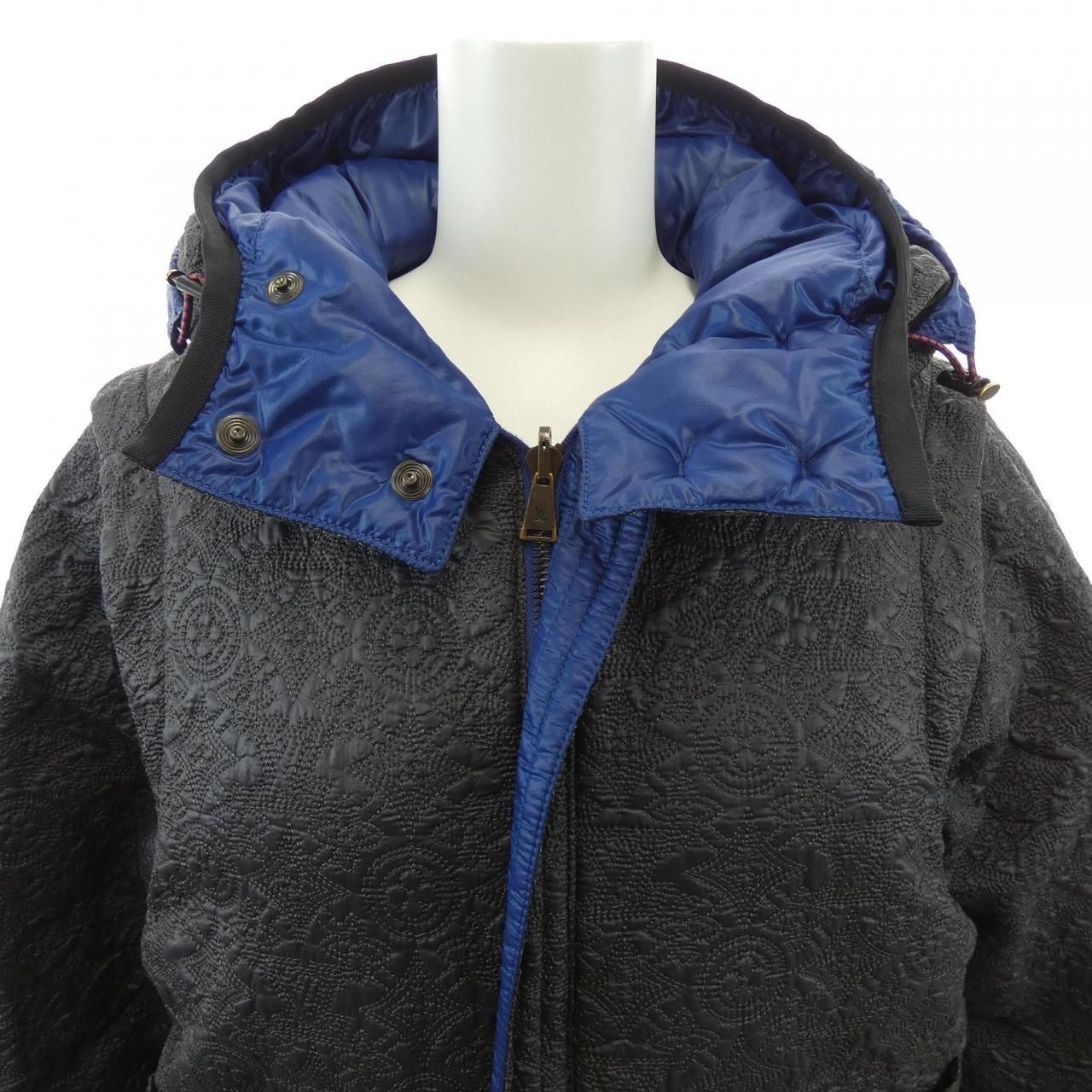 Louis Vuitton 2-Way Jacket — view 5
