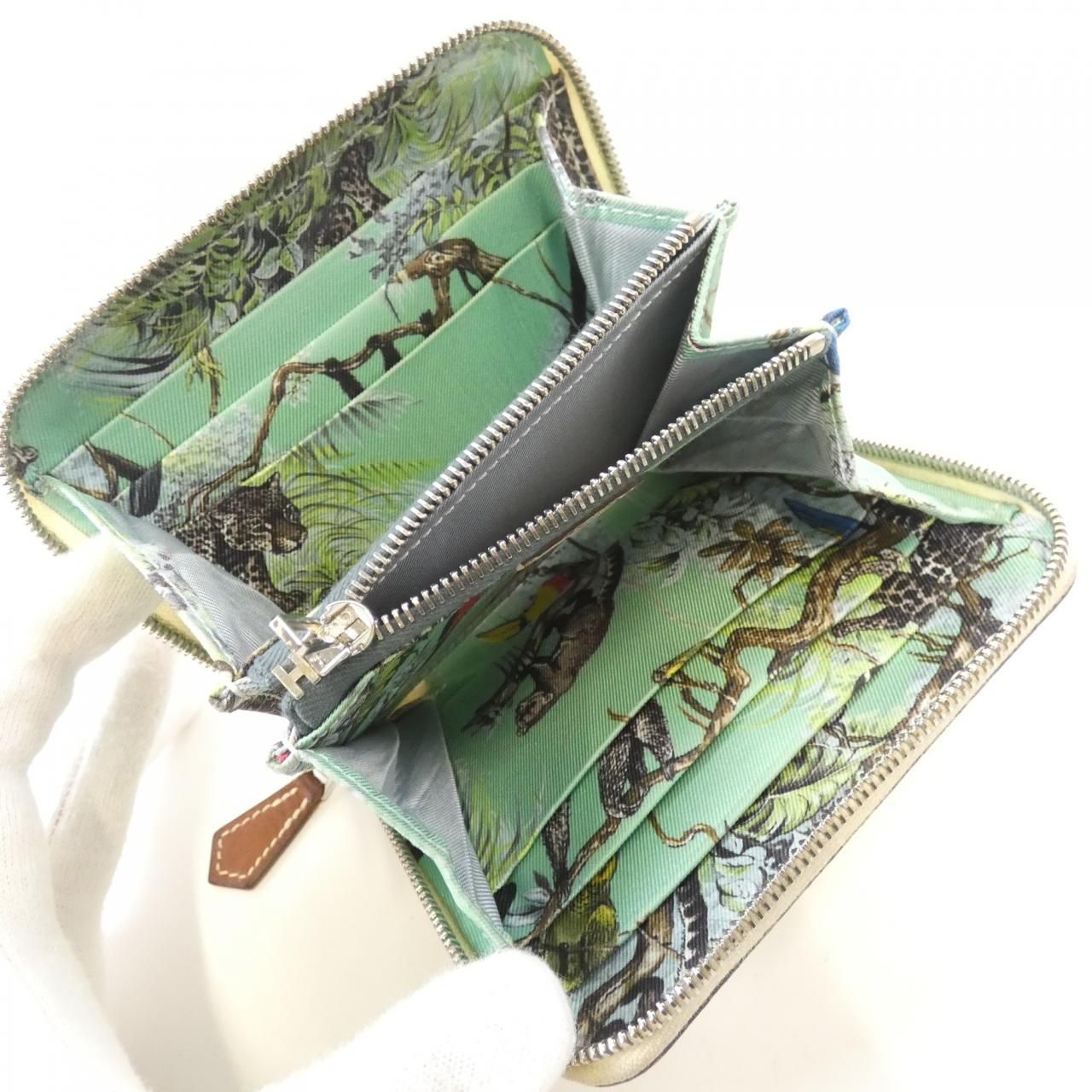 Hermes Equatour Silk in Compact Wallet — view 9