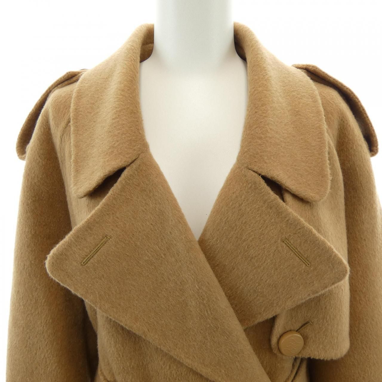 Fendi Coat Beige — view 5
