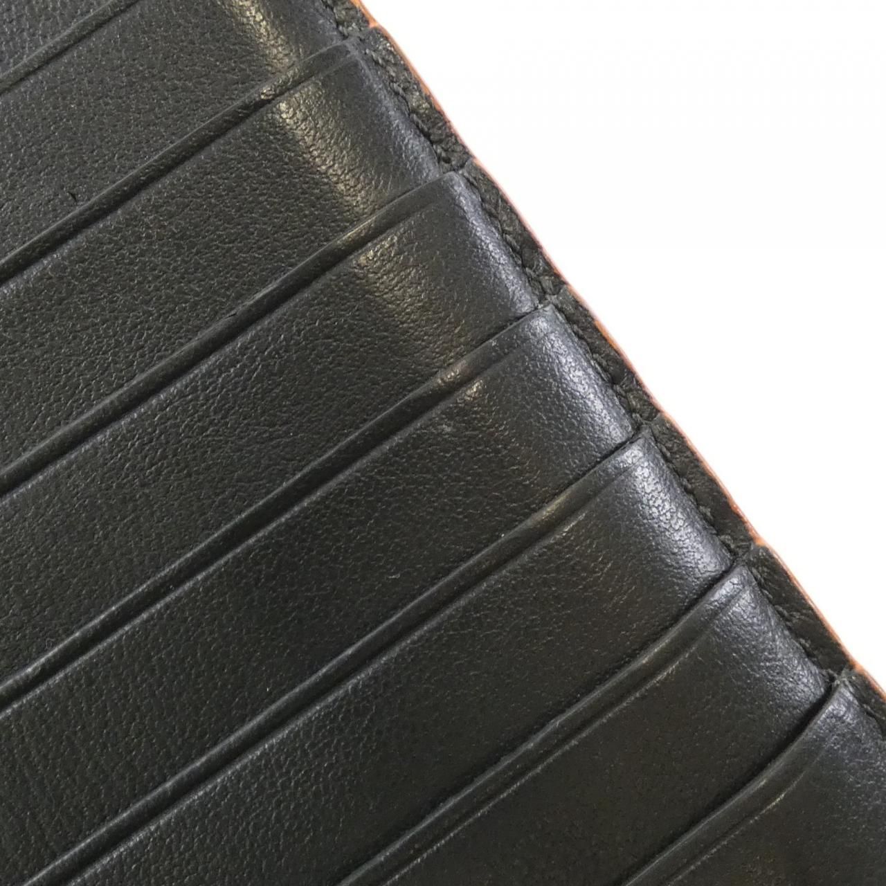 Bottega Veneta Billfold Wallet — view 9