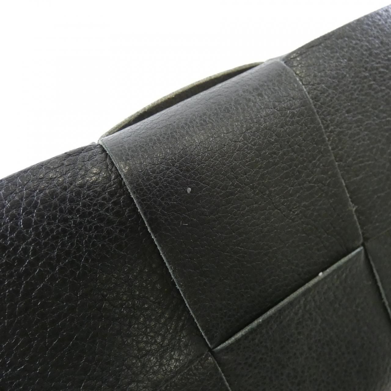 Bottega Veneta Billfold Wallet — view 5