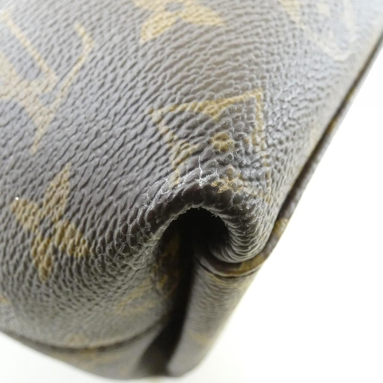 Louis Vuitton Monogram Tui Roulis Besace Shoulder Bag — view 3