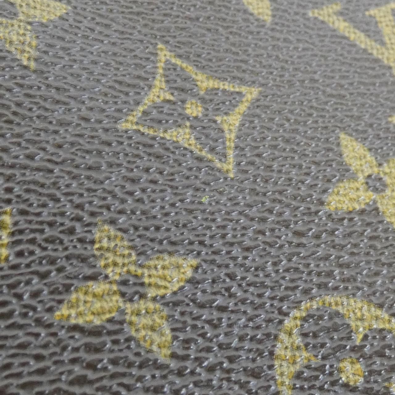 Louis Vuitton Monogram Pochette Bosford Shoulder Bag — view 4
