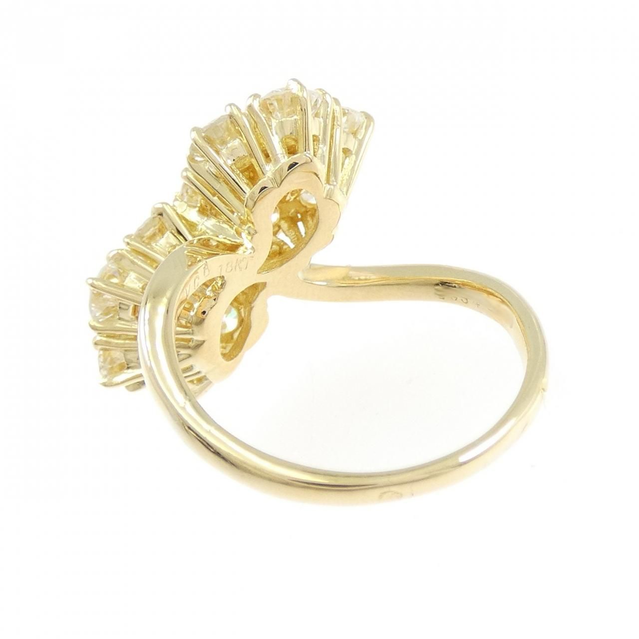 Van Cleef & Arpels Vintage Fleurette Ring — view 3