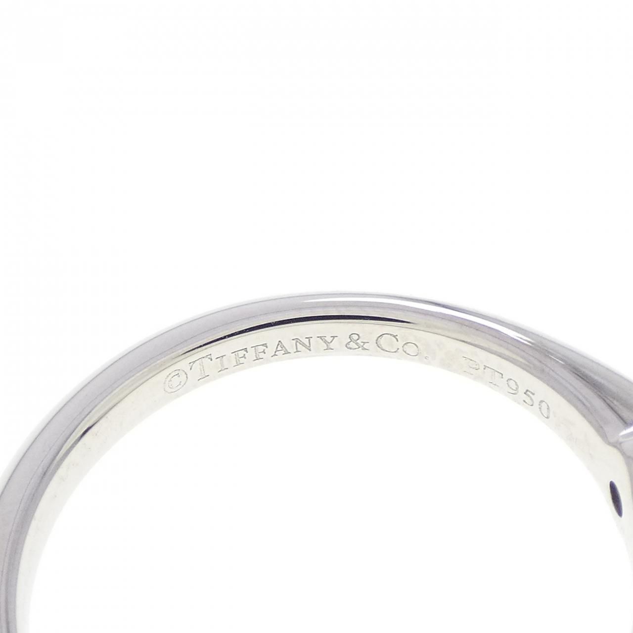 Tiffany & Co Classic Solitaire Ring