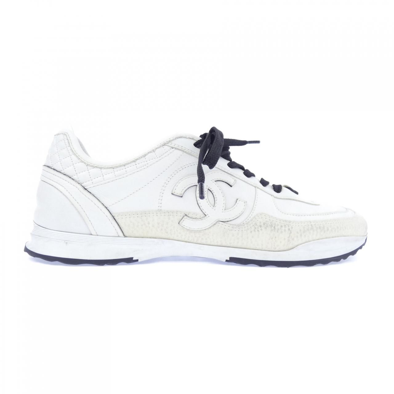 Chanel Sneakers White