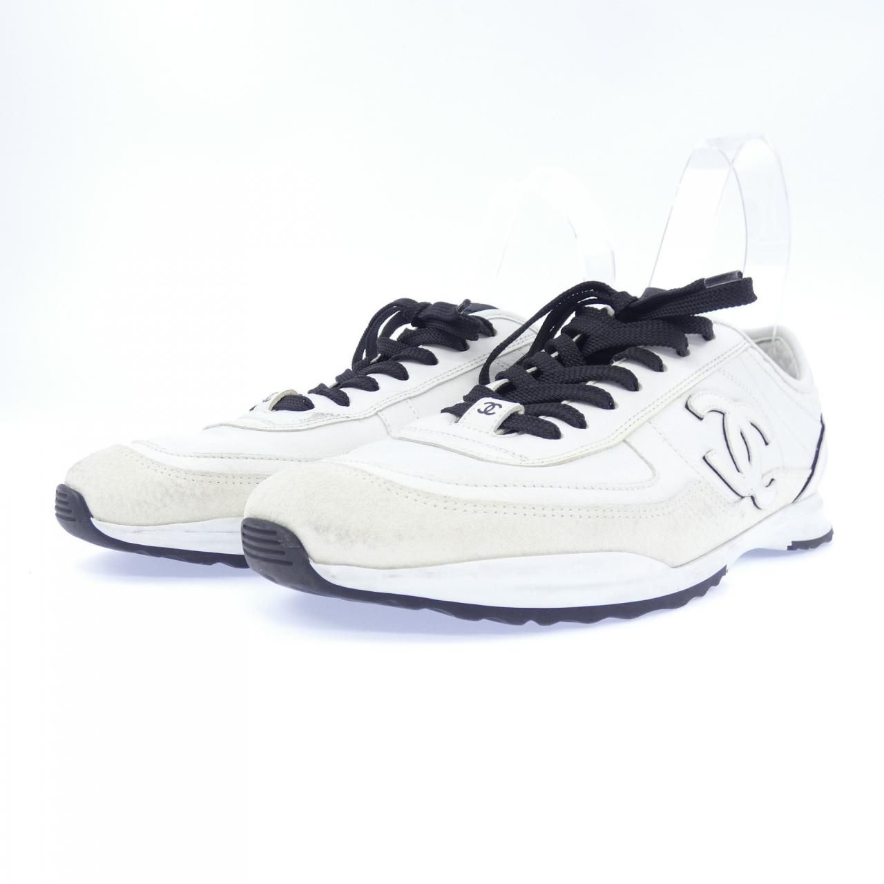 Chanel Sneakers White — view 3