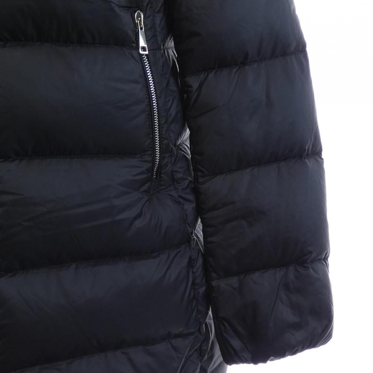 Moncler Torcyn Down Jacket — view 8