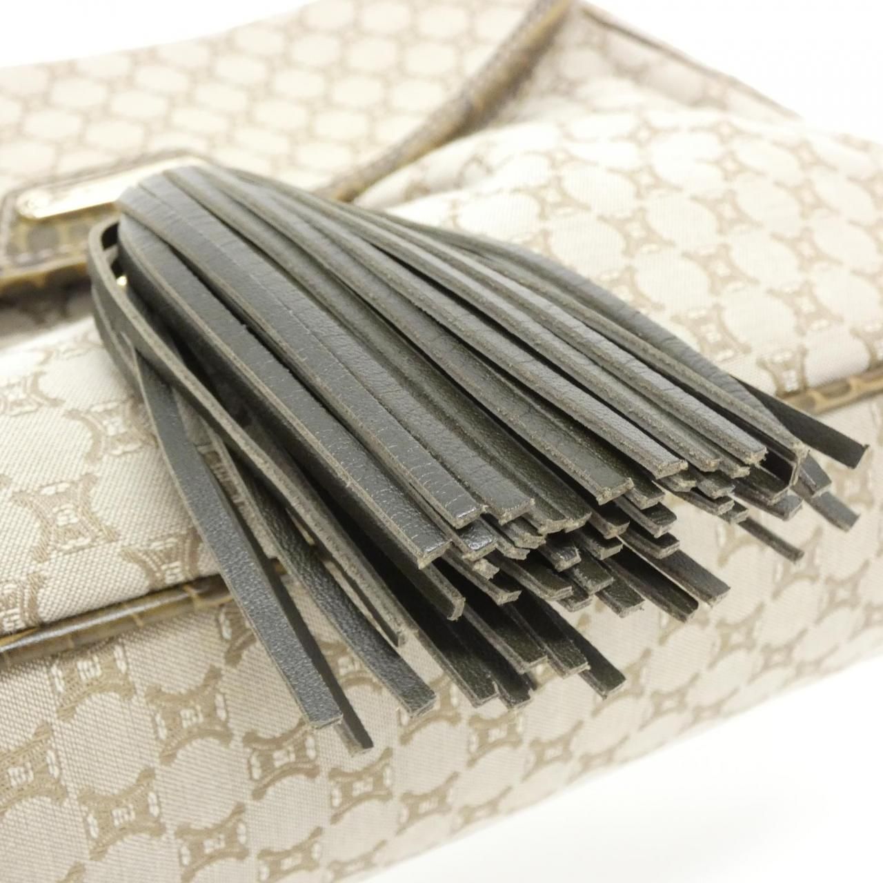 Celine Shoulder Bag Beige — view 5