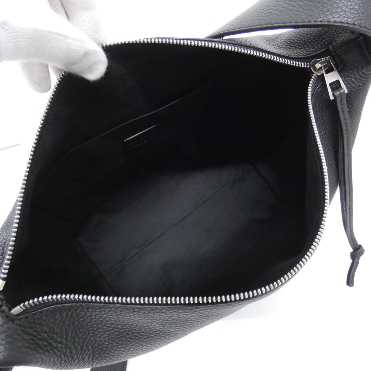 Loewe Lupe Hobo Cm Shoulder Bag — view 7