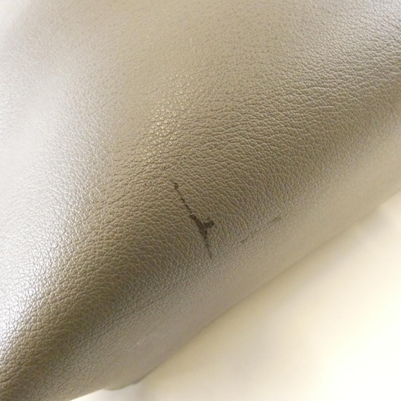 Saint Laurent Shopping East West Bag — view 4