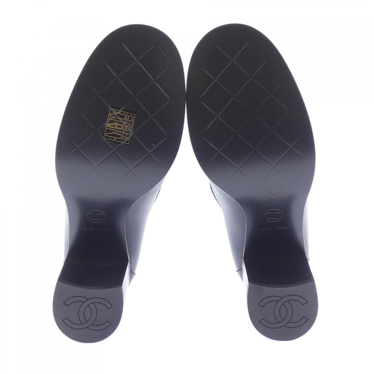 Chanel Turnlock Shoes Sneakers Black — view 4