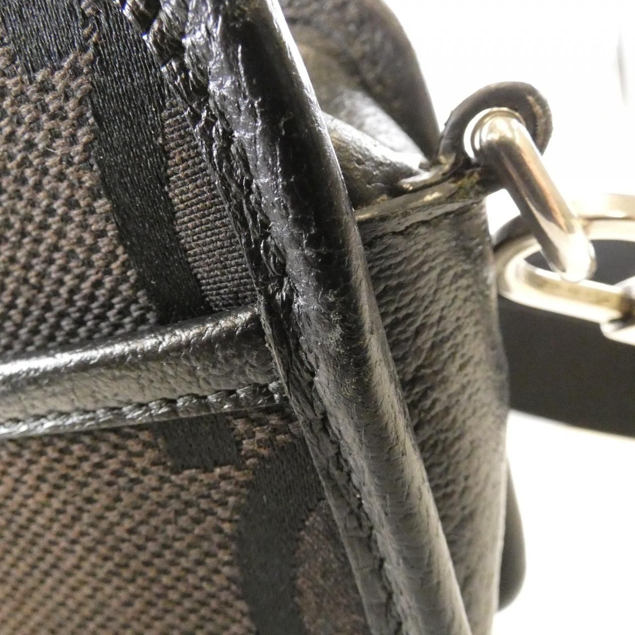 Gucci Fabrp Shoulder Bag — view 4