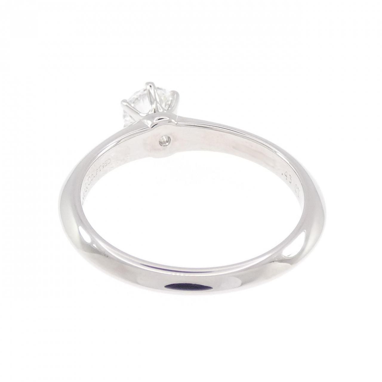 Tiffany & Co Classic Solitaire Ring — view 3