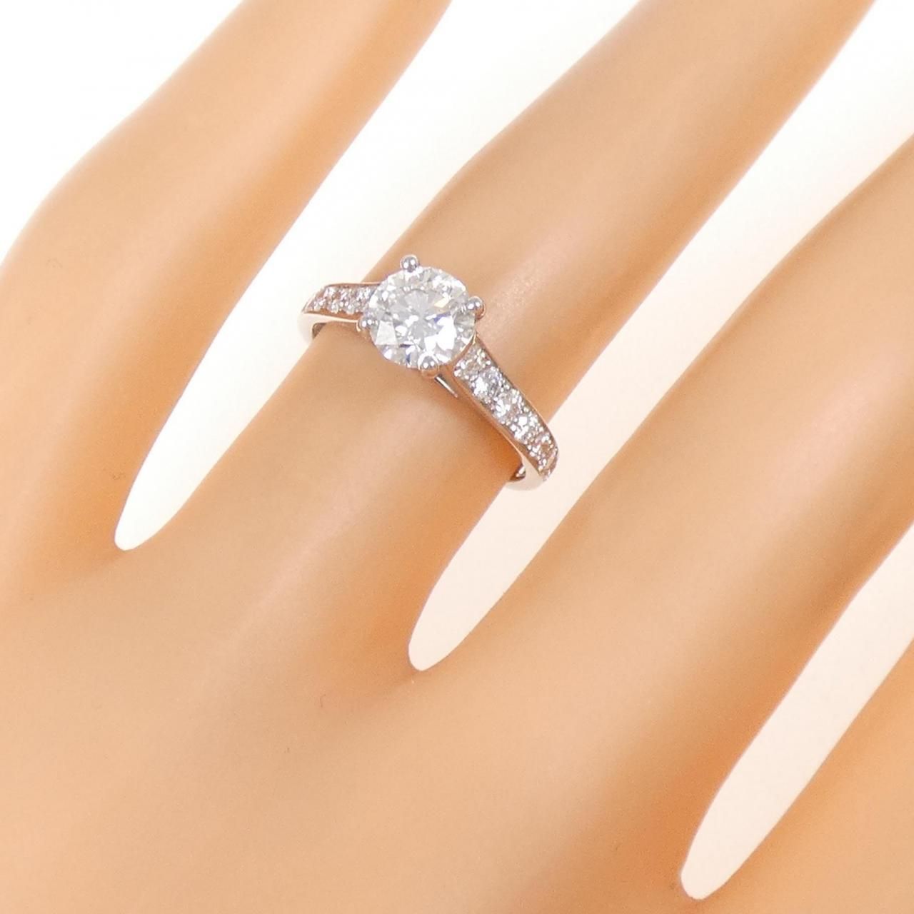 Van Cleef & Arpels Romance Ring Ext — view 5