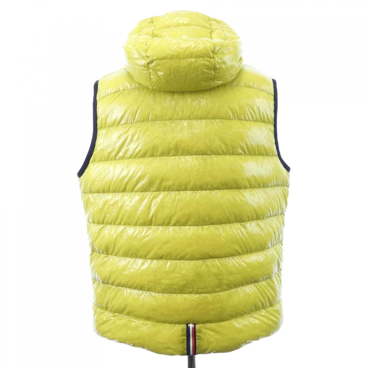 Moncler Lappe Down Jacket Vest — view 2