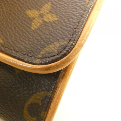 Louis Vuitton Monogram Pochette Twin GM Shoulder Bag — view 4