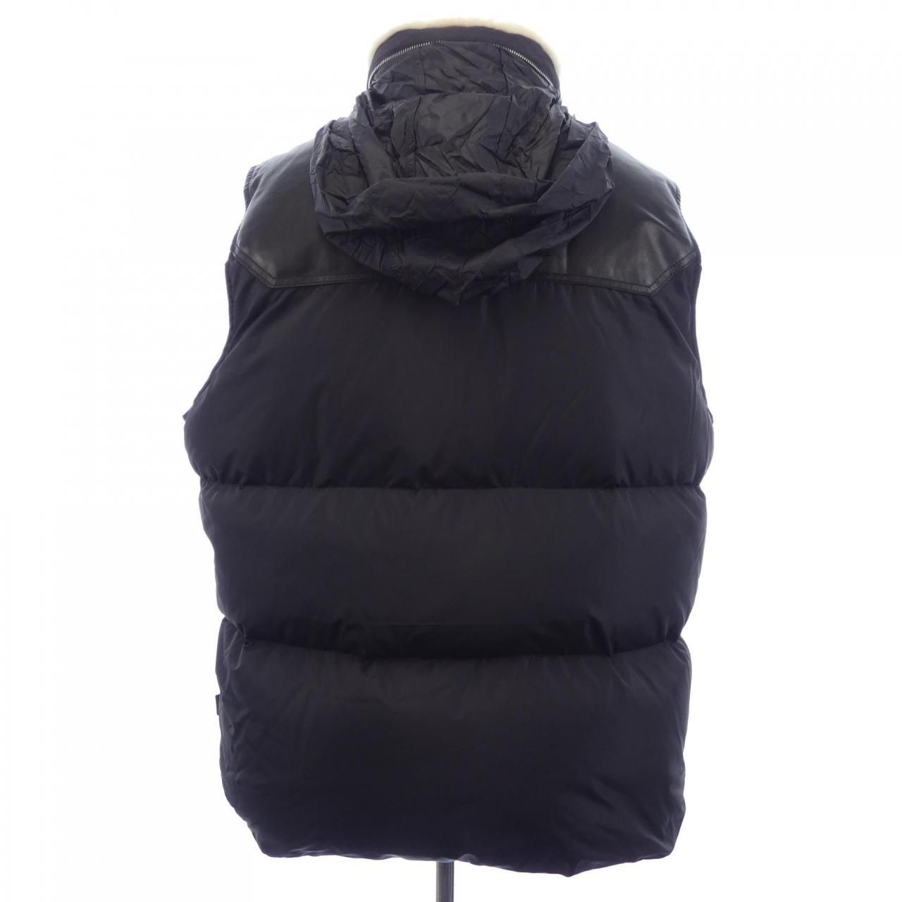 Moncler Avord Down Jacket Vest — view 2