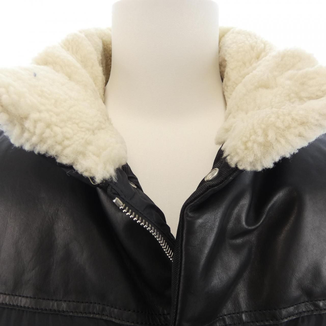 Moncler Avord Down Jacket Vest — view 7