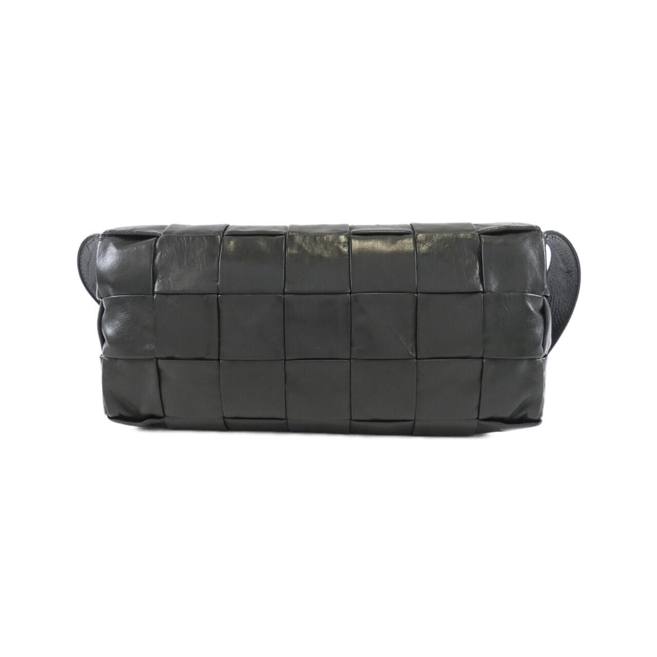 Bottega Veneta Shoulder Bag — view 2