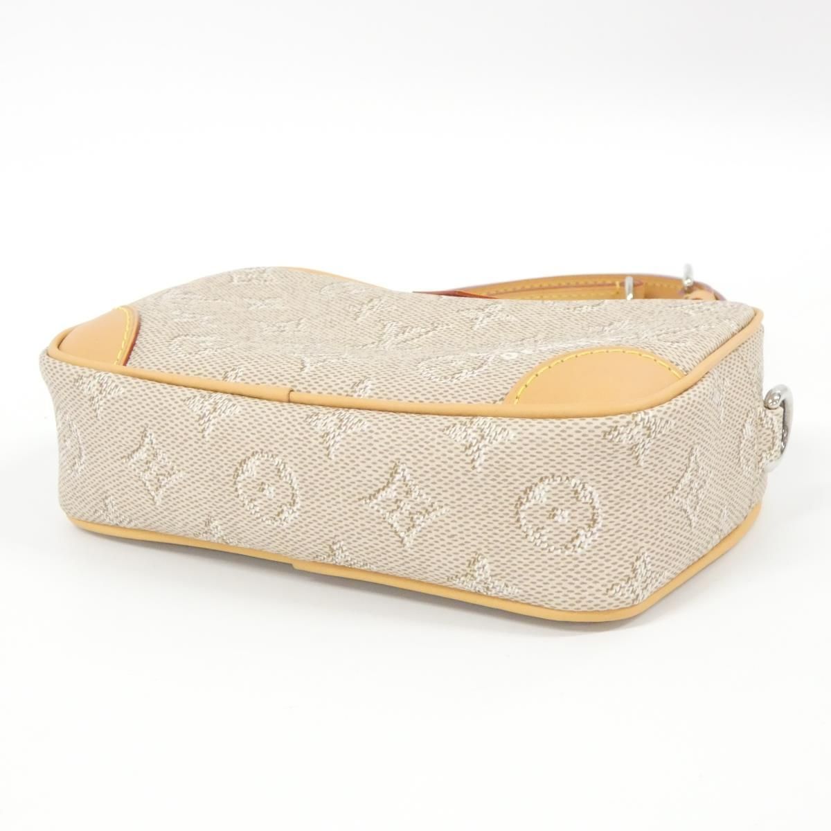 Louis Vuitton Monogram Heritage Trocadero Wearable Wallet — view 3
