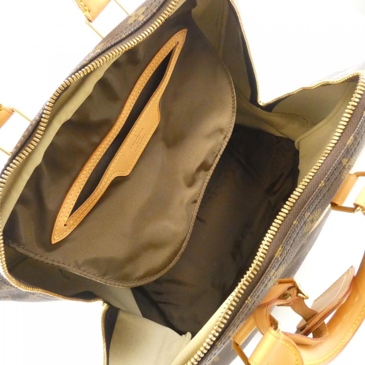 Louis Vuitton Monogram Evasion Bag — view 9